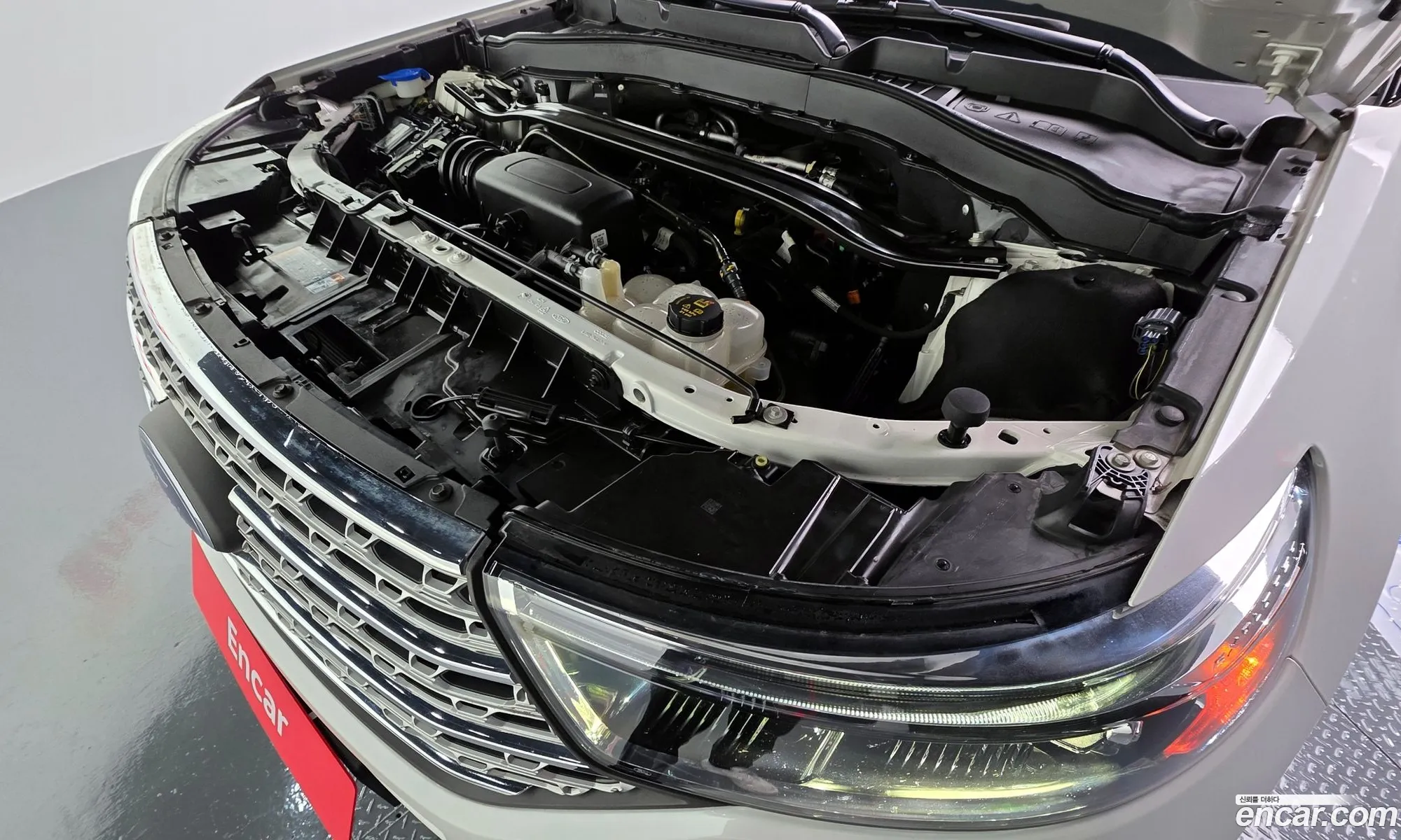 Ford Explorer 6th Gen 2021 — 11