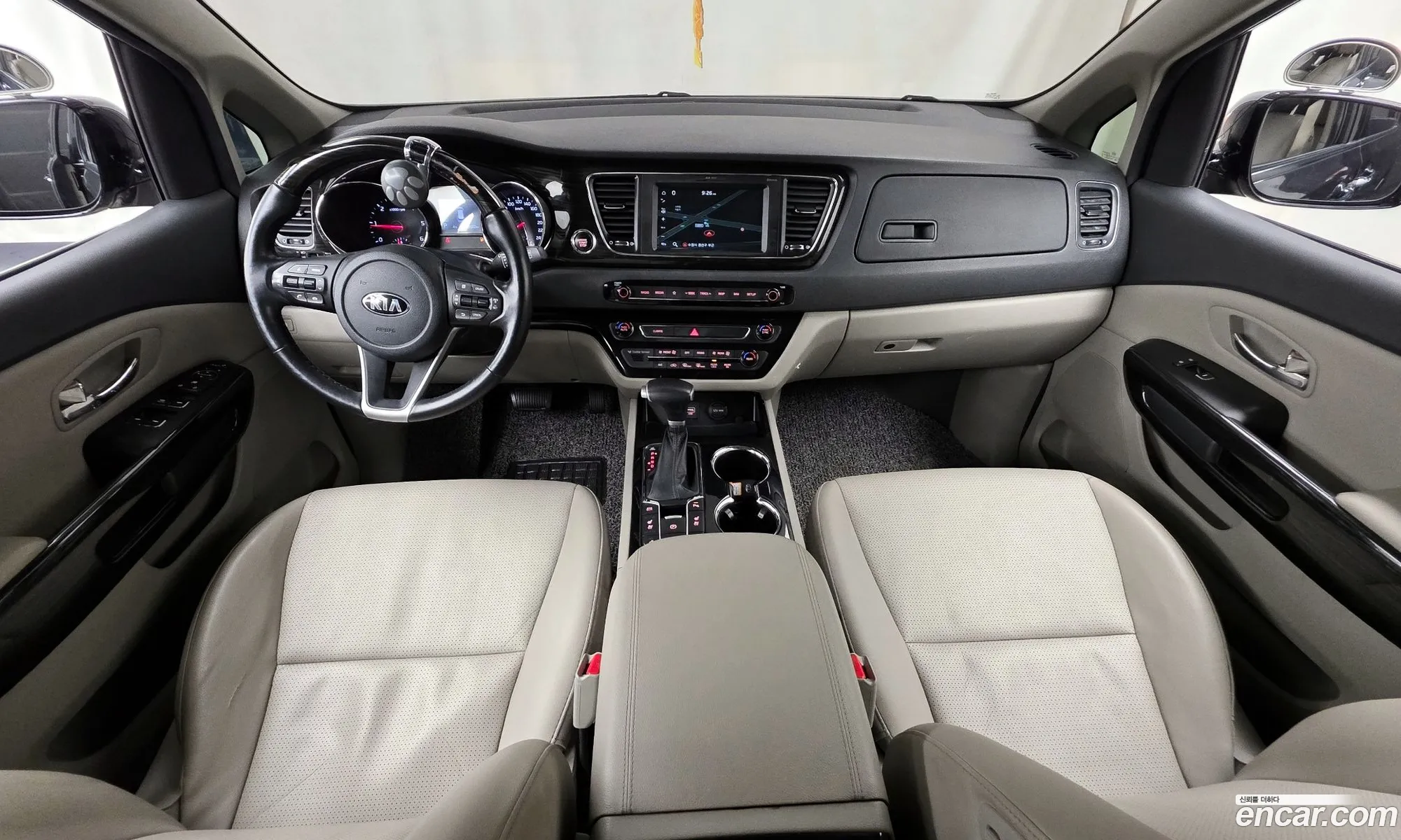 Kia Carnival 2019 — 10