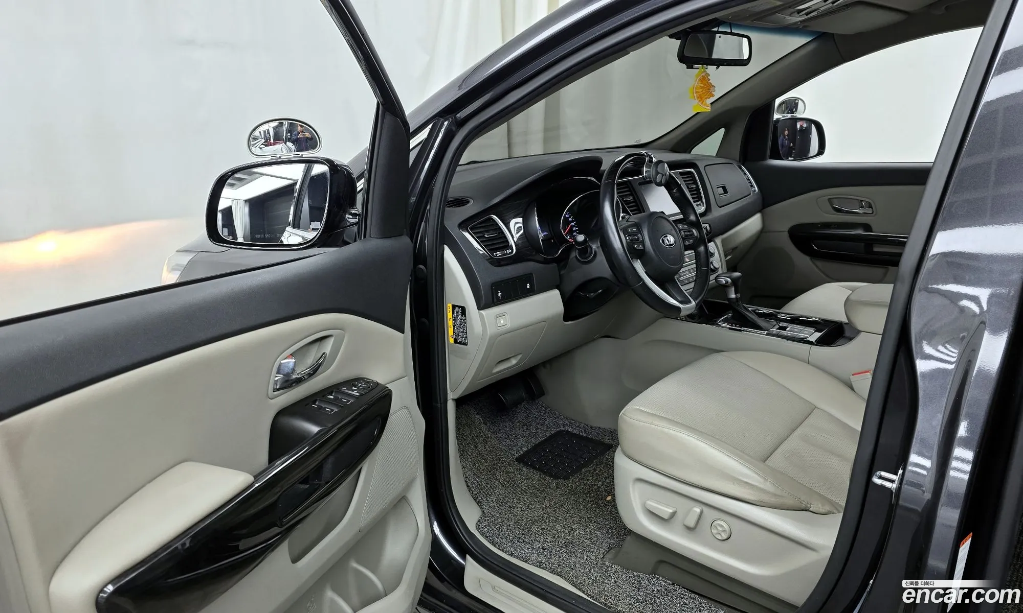 Kia Carnival 2019 — 6
