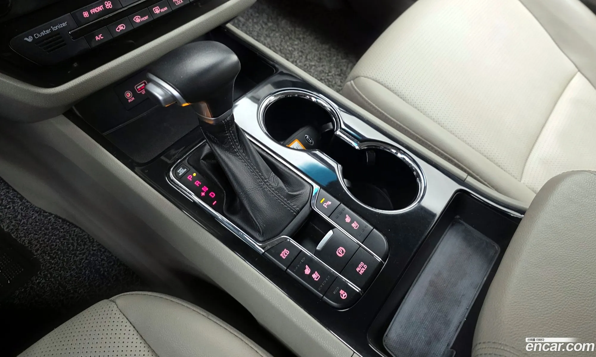 Kia Carnival 2019 — 11
