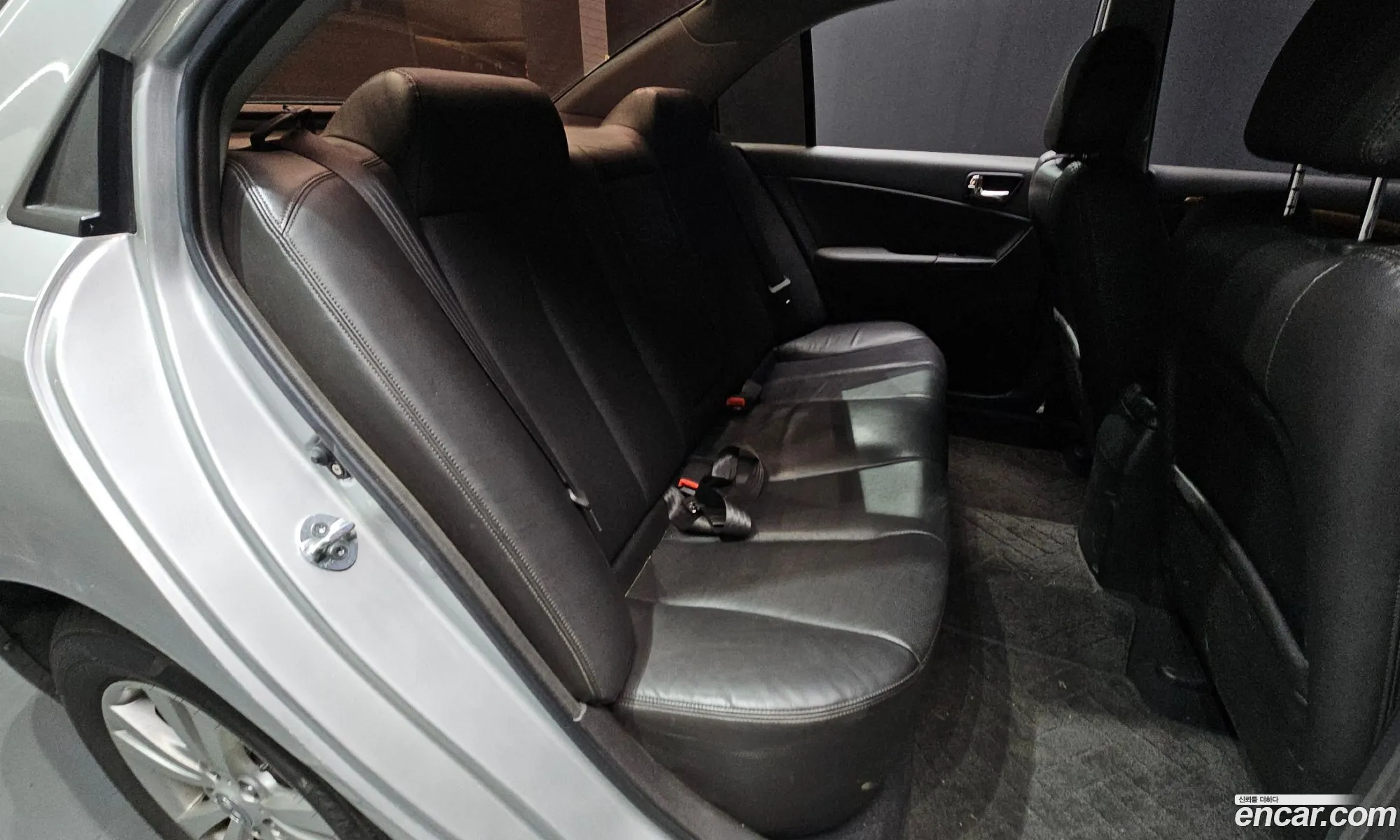 Hyundai NF Sonata Transform