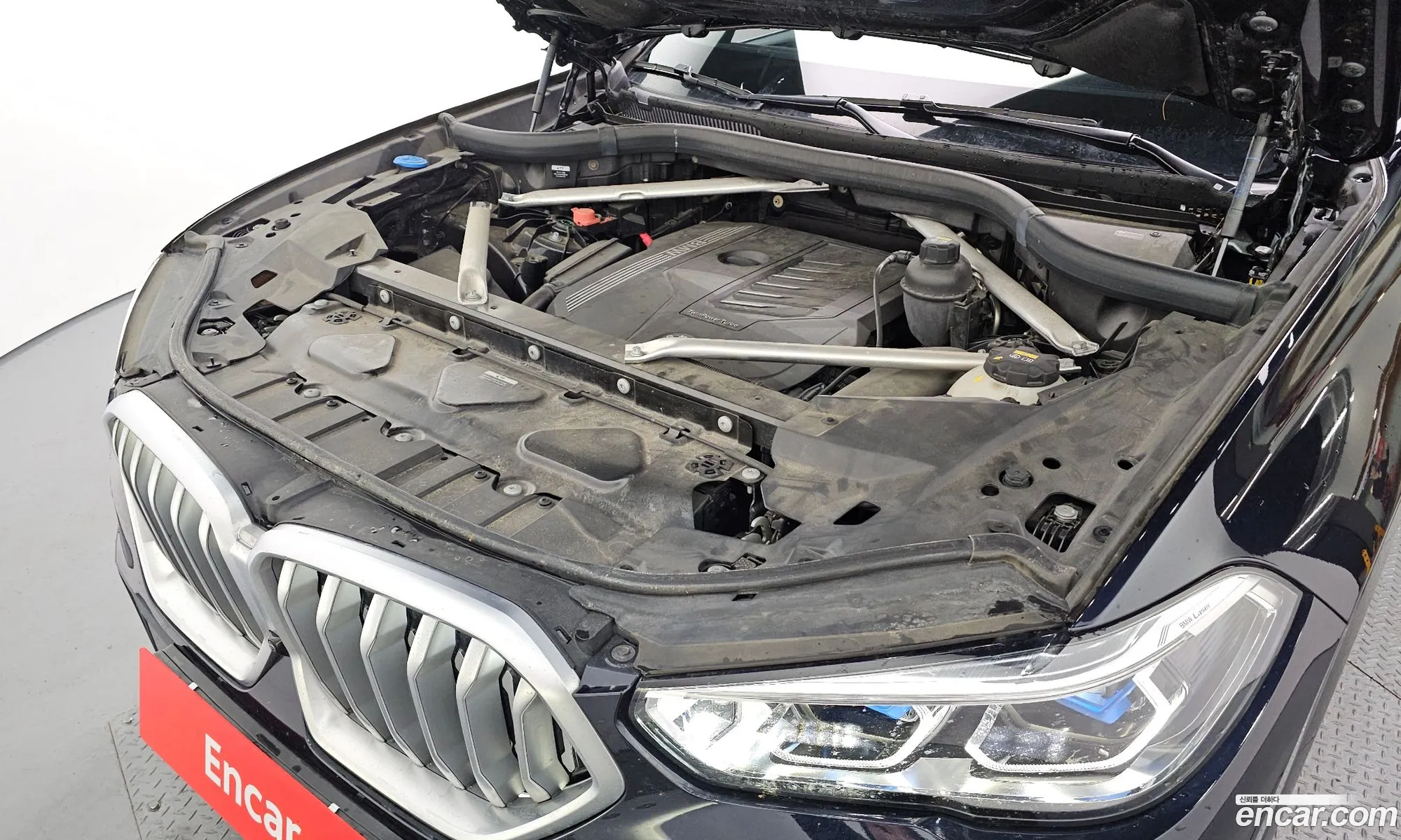 BMW X6 2022 WBACY6104P9N83683 — 19