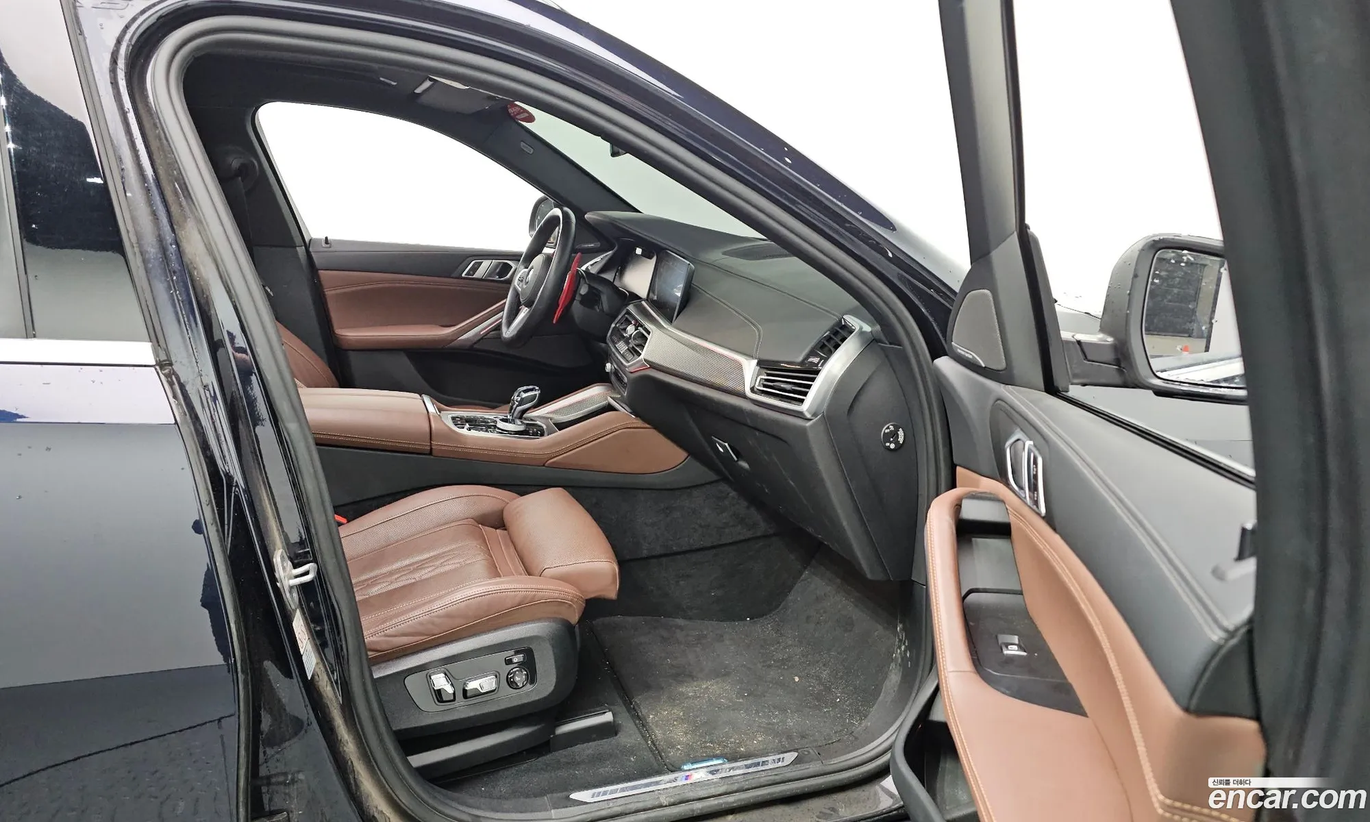 BMW X6 2022 WBACY6104P9N83683 — 5