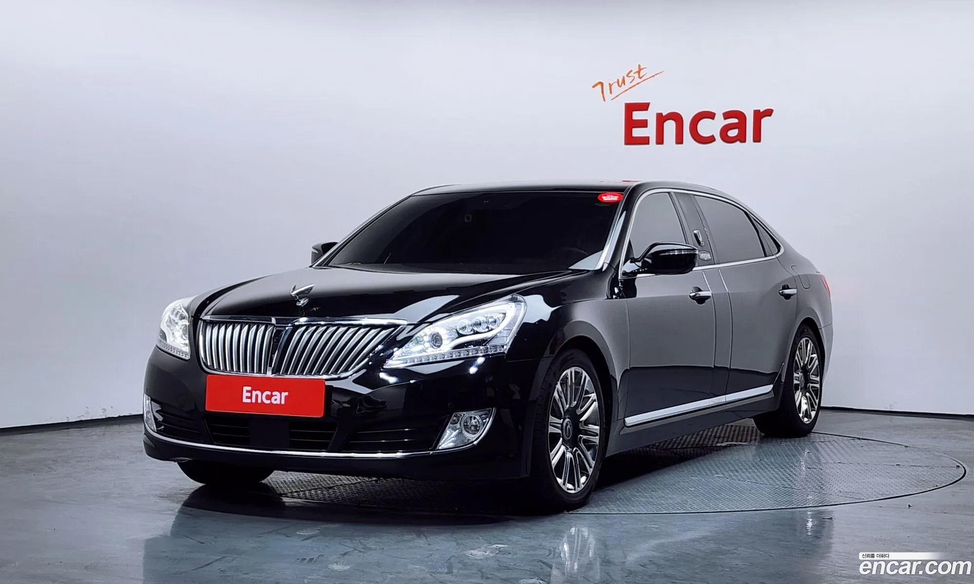 Hyundai Equus 2013 — 17