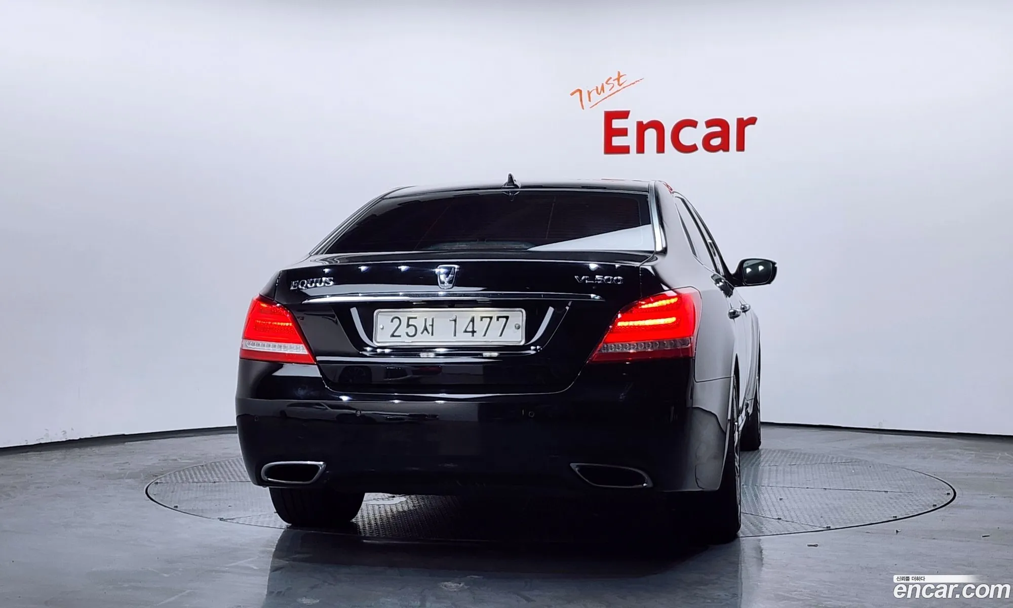 Hyundai Equus 2013 — 11