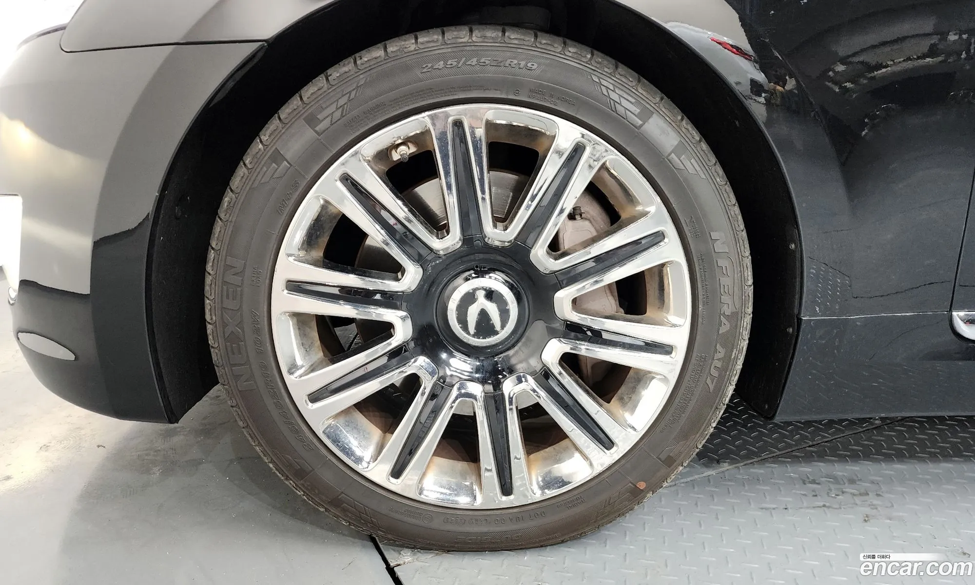 Hyundai Equus 2013 — 14