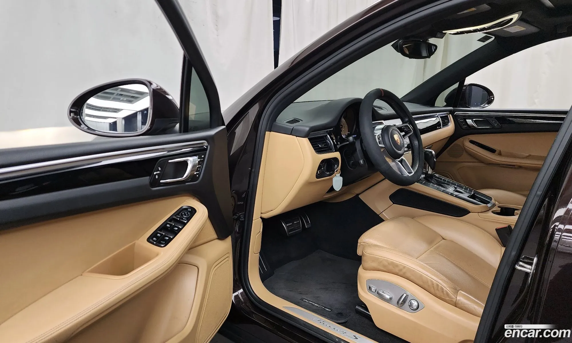 Porsche Macan 2017 — 12