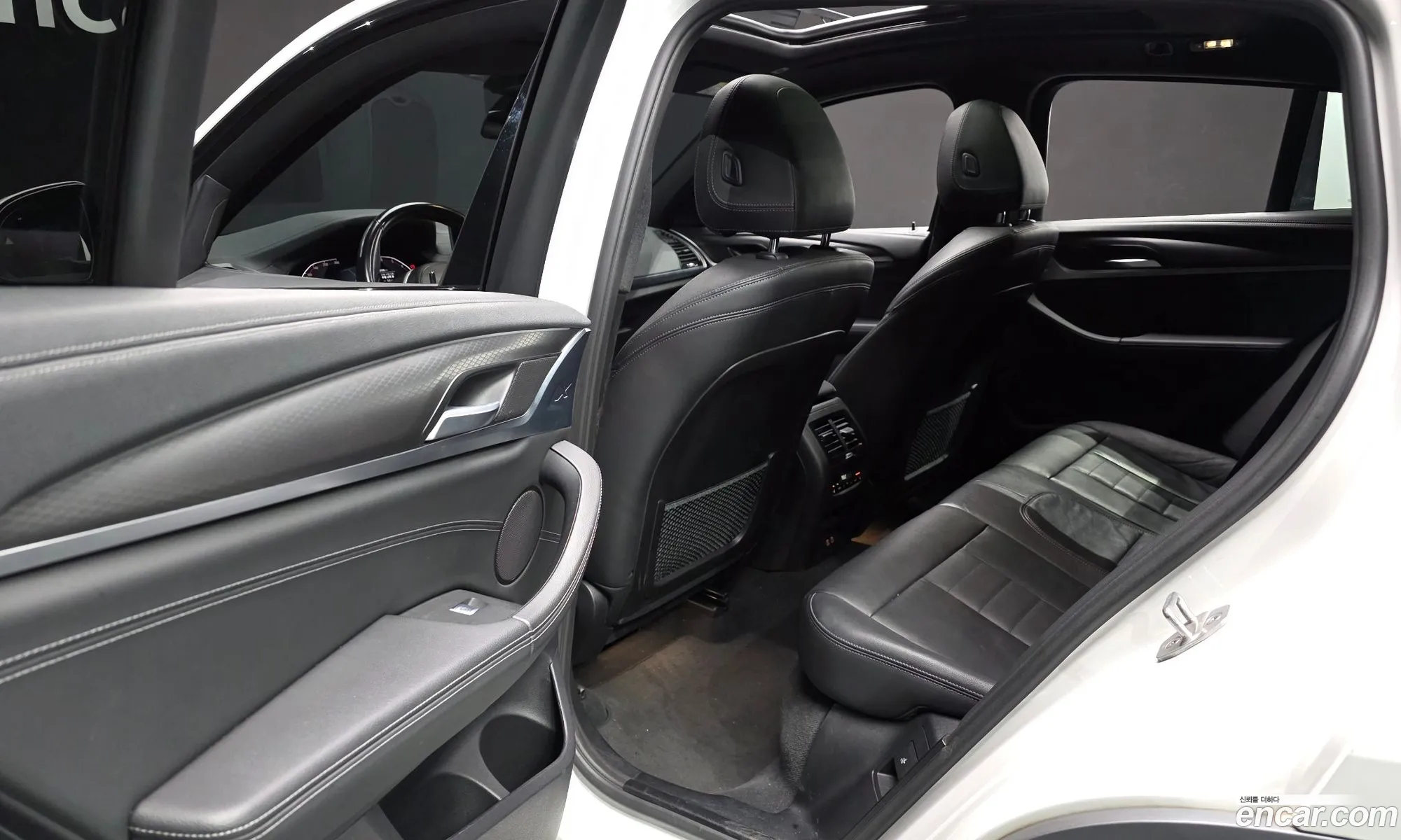 BMW X4 2021 — 18