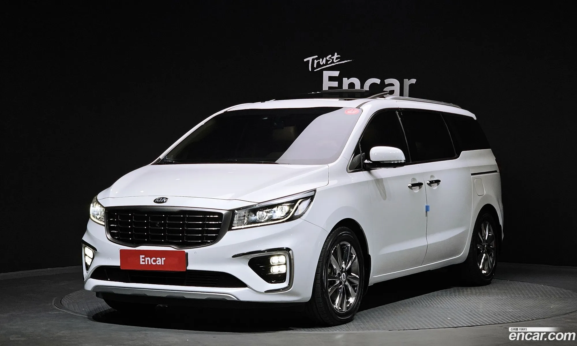 Kia Carnival 2018 — 16