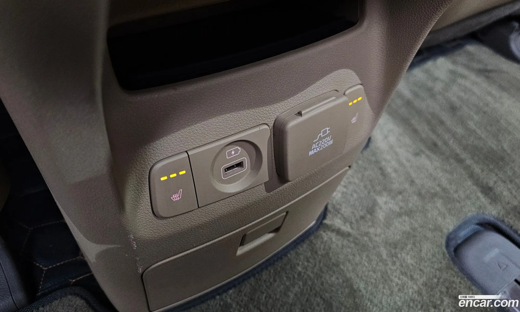 Kia Carnival 2018 — 7