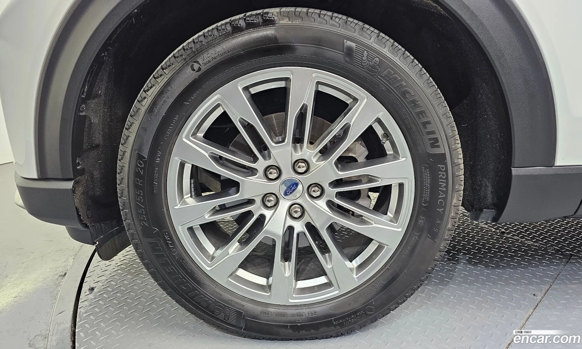 Ford Explorer 6th Gen 2025 1FMUK8HH9SGA53161 — 20