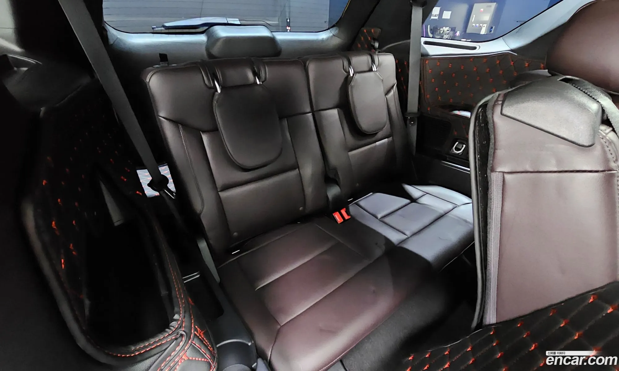 Ford Explorer 6th Gen 2025 1FMUK8HH9SGA53161 — 10