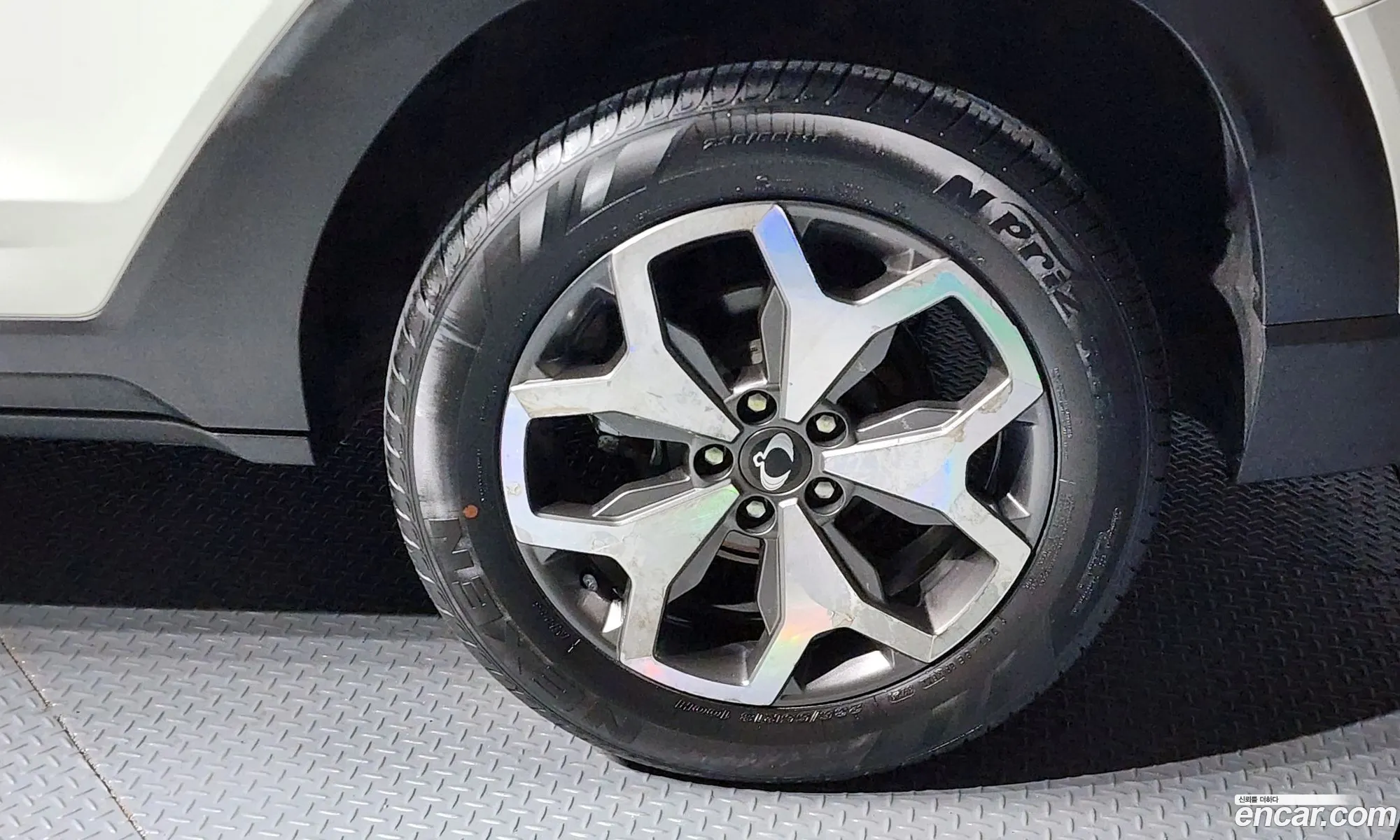 KG Mobility (SsangYong) Torres 2023 — 5