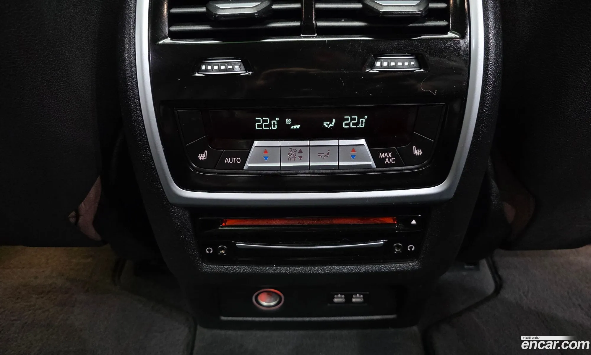 BMW X7 2021 WBATB4100M9F83572 — 10