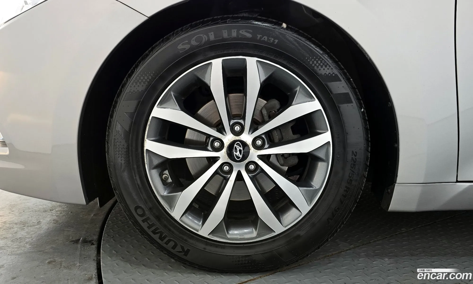 Hyundai Grandeur HG 2012 — 4