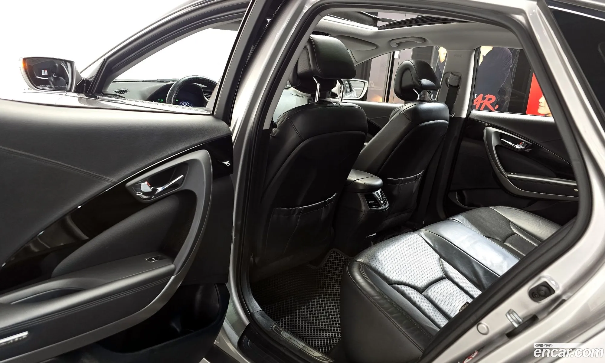 Hyundai Grandeur HG 2012 — 18