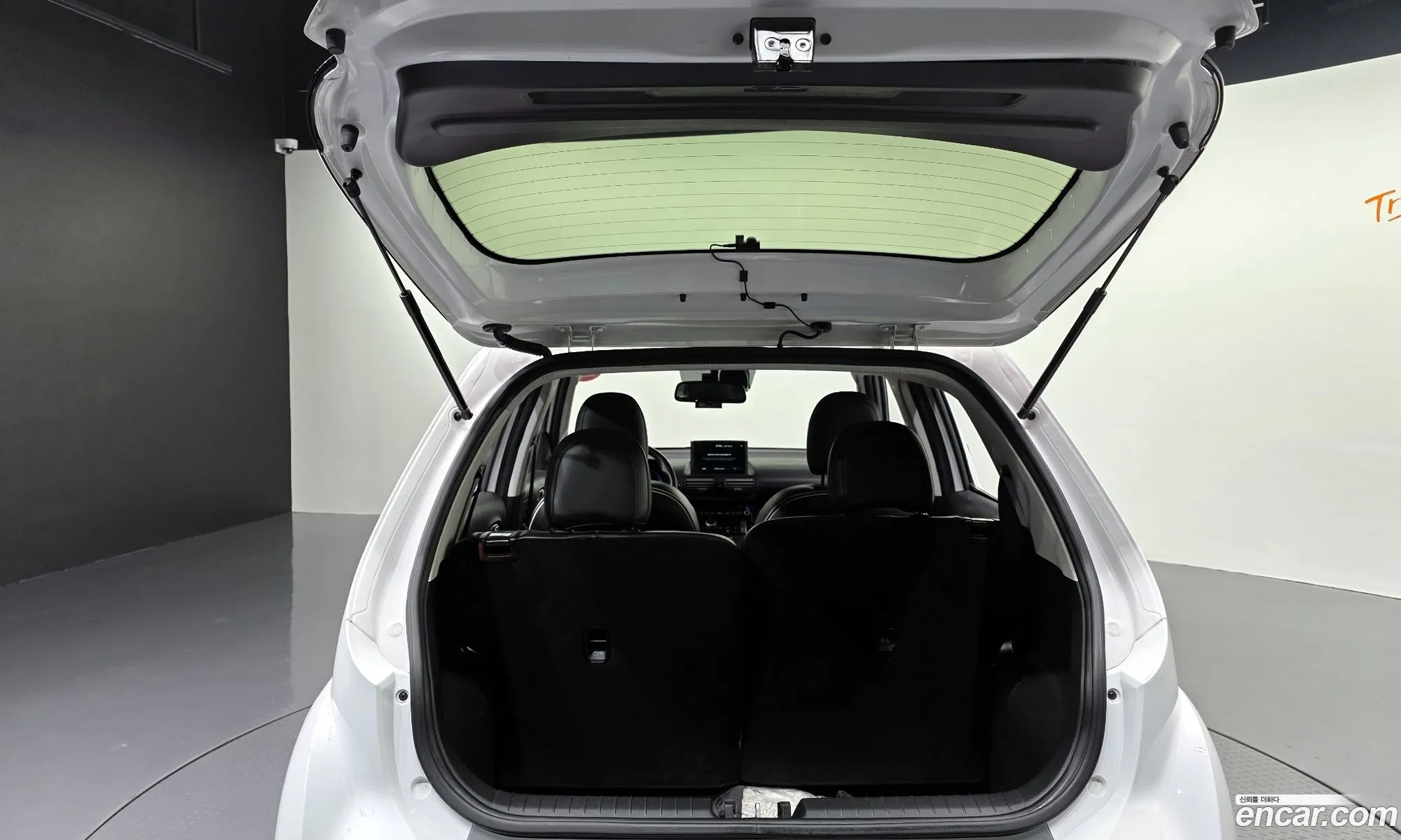 Hyundai Casper 2022 — 17