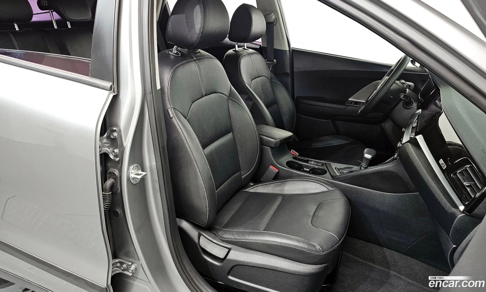 Kia Niro 2019 — 19