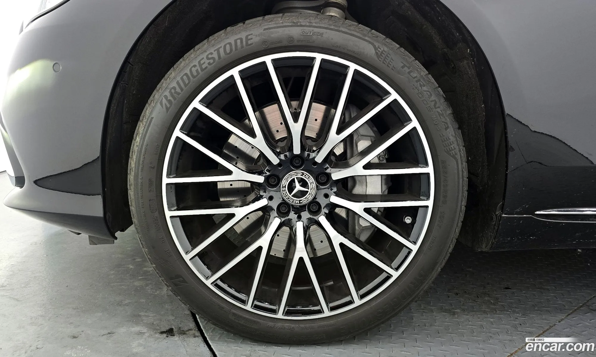 Mercedes-Benz S-Class W223 2025 — 17