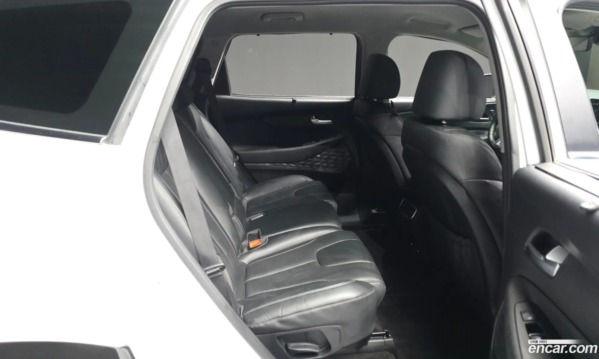 Hyundai Santa Fe 2023 — 7