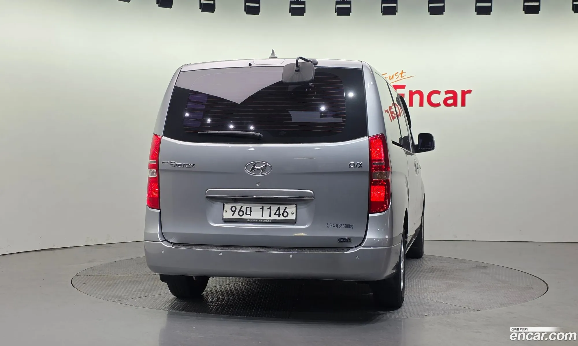 Hyundai Grand Starex 2012 — 13
