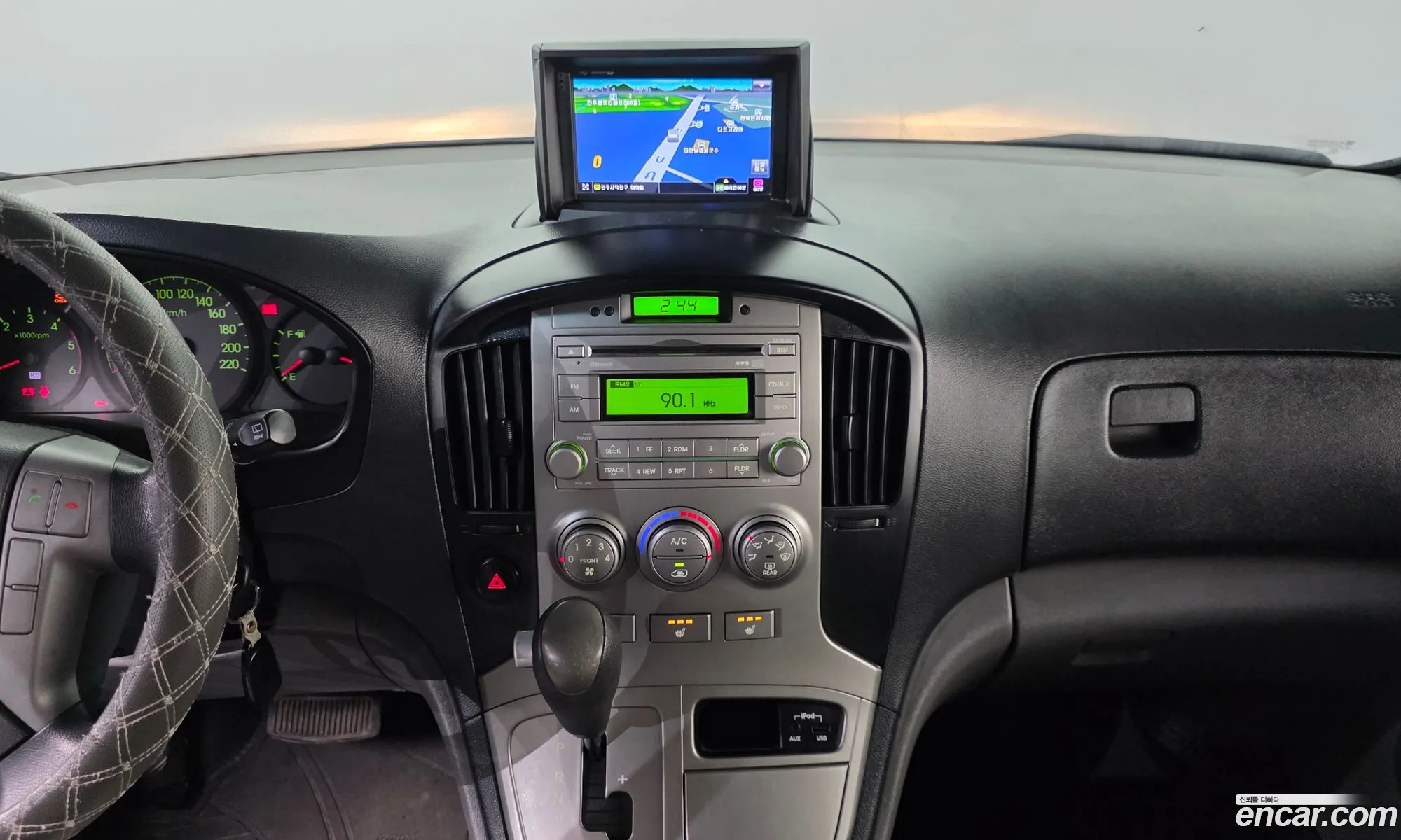 Hyundai Grand Starex 2012 — 6