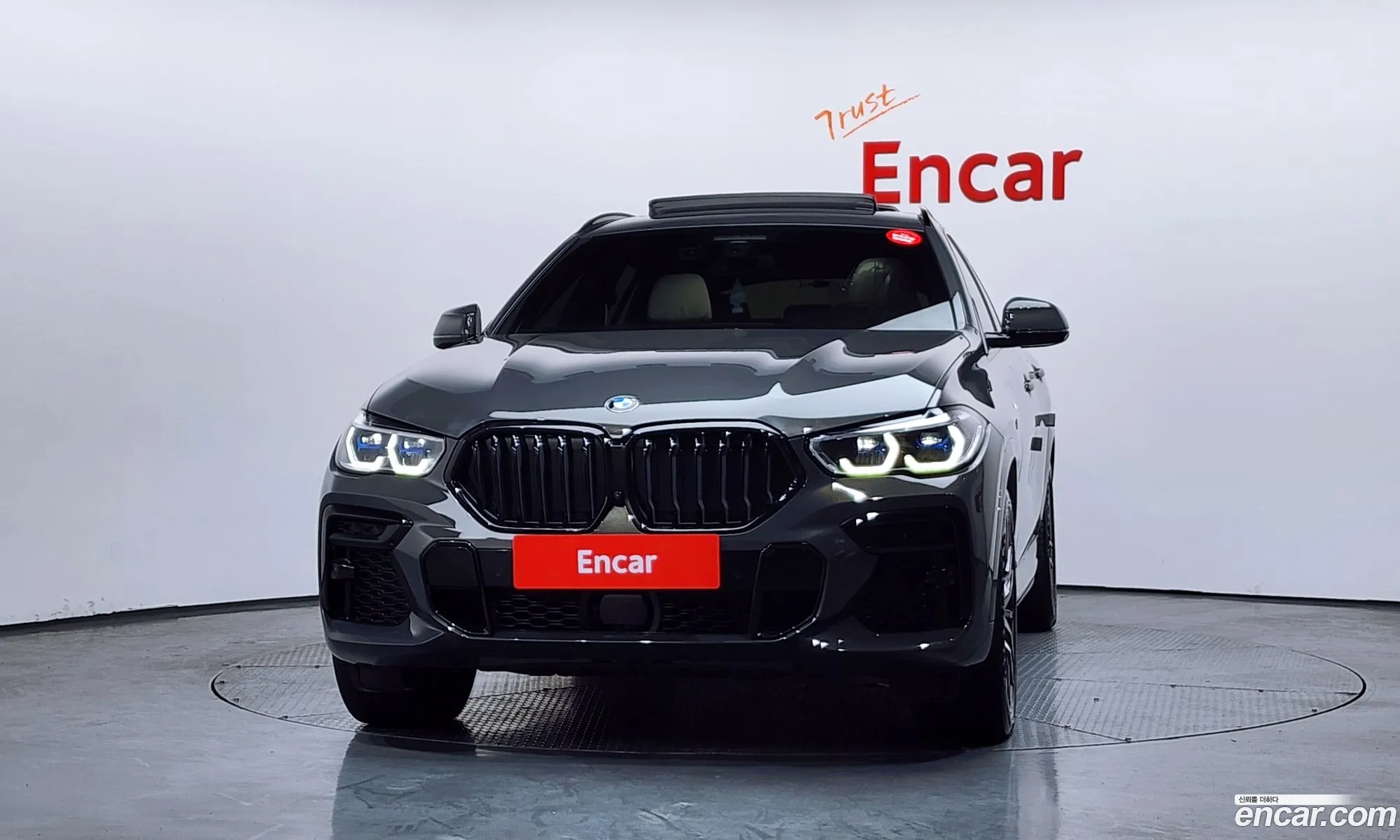 BMW X6 2022 WBATC6103P9N99016 — 17