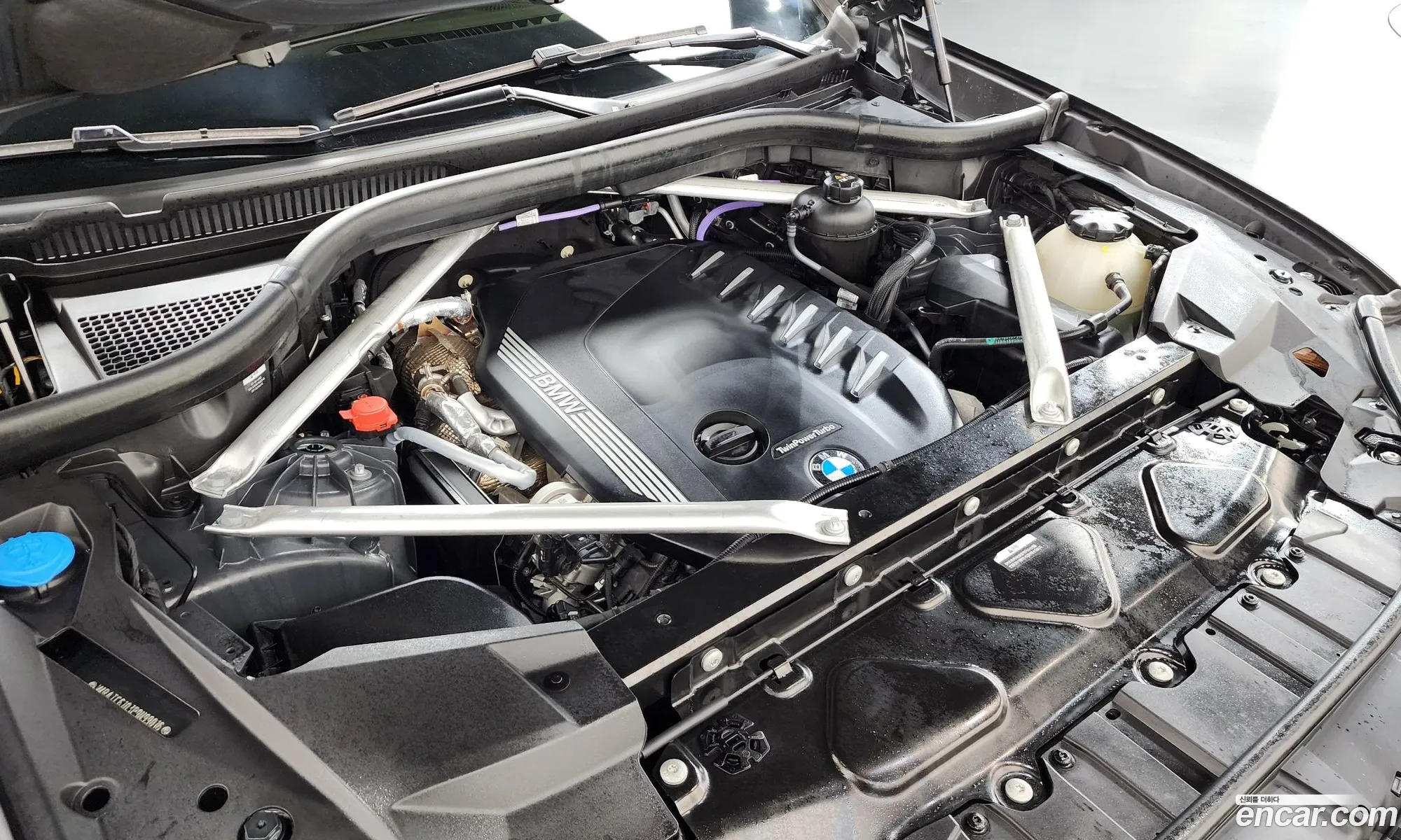 BMW X6 2022 WBATC6103P9N99016 — 14