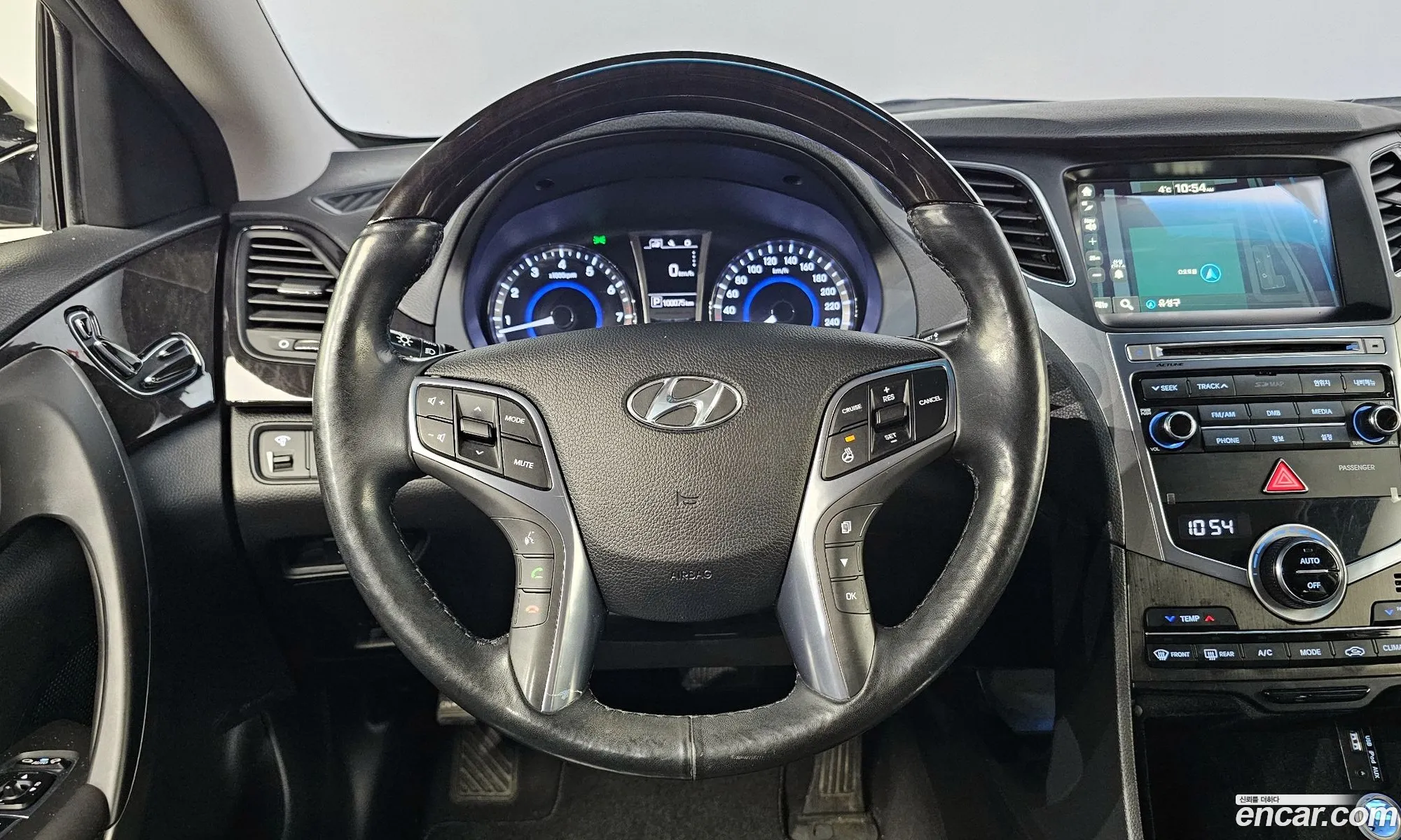 Hyundai Grandeur HG 2015 — 11