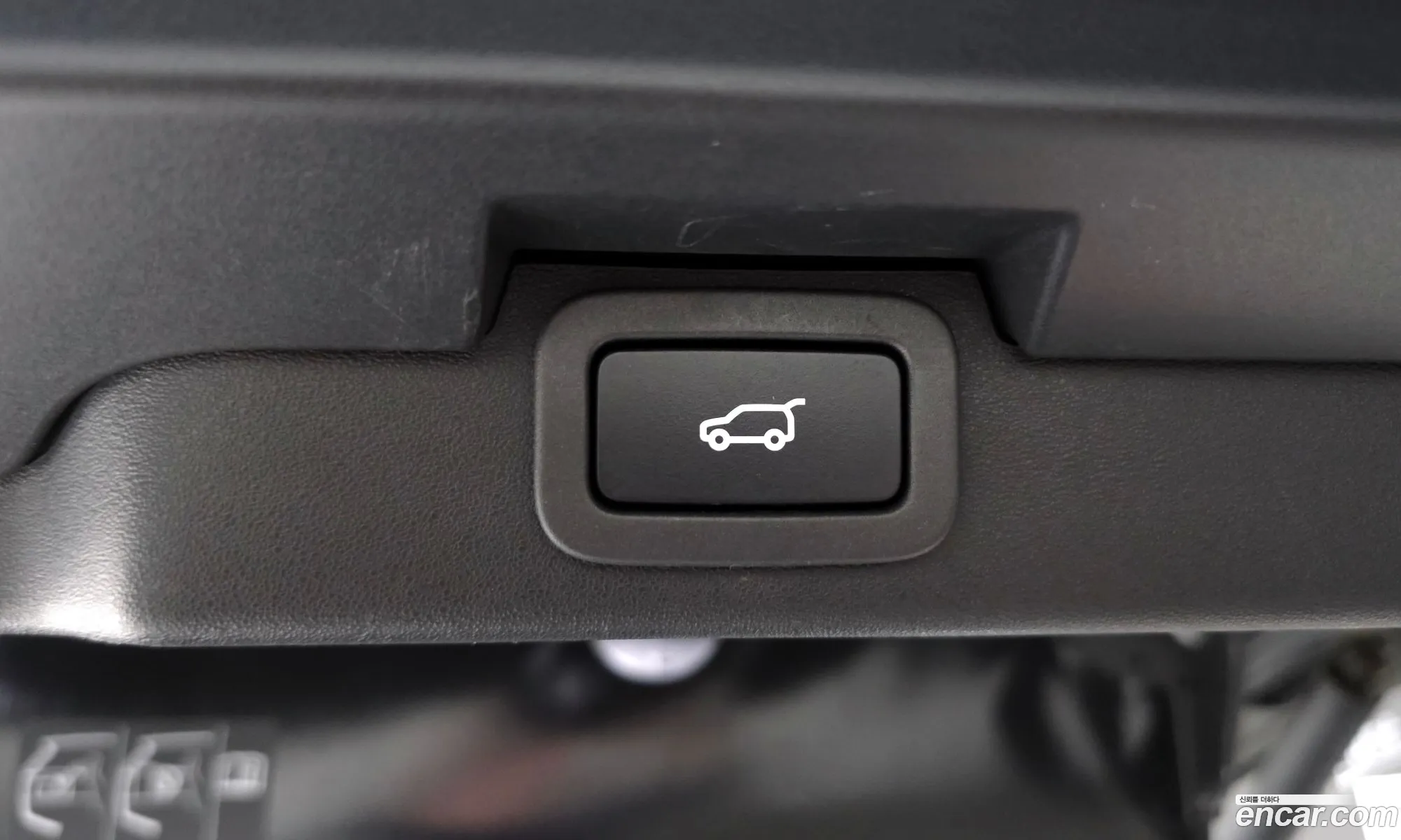 Land Rover Discovery 5 2019 — 13