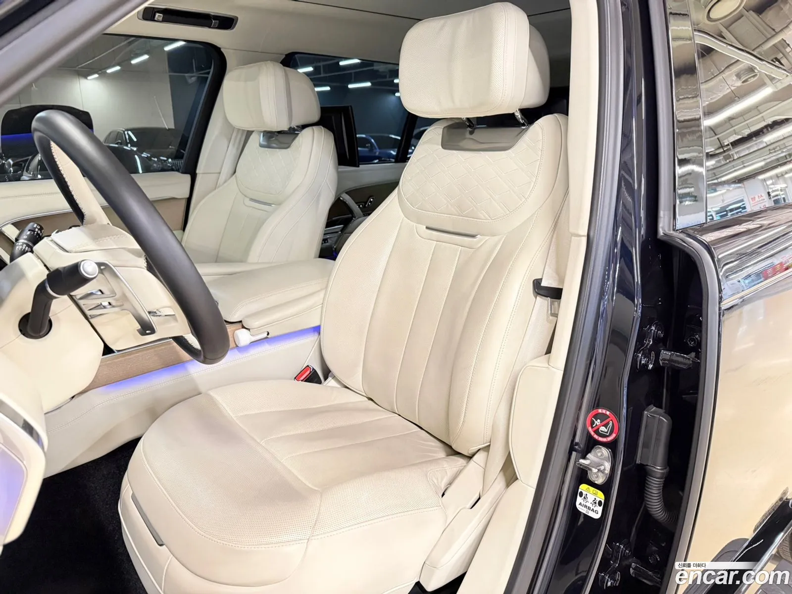 Land Rover Range Rover 2023 — 18