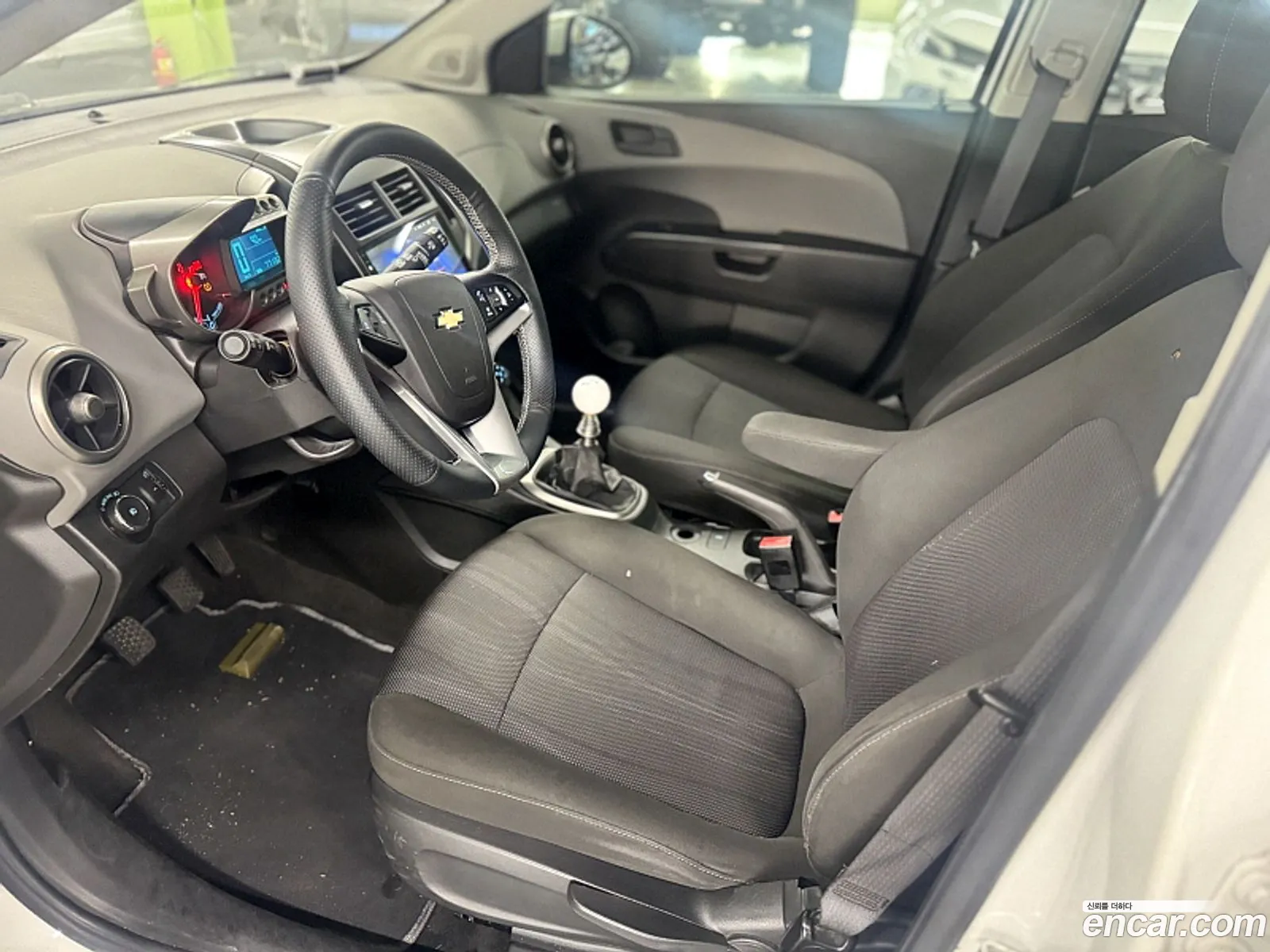 Chevrolet (GM Daewoo) Aveo Hatchback 2015 — 13