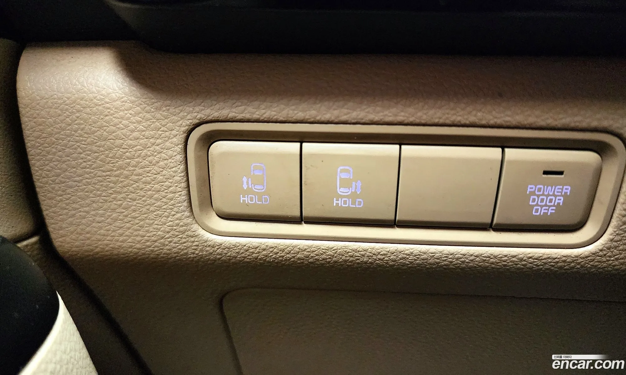 Kia Carnival 2020 KNANB81BBMS039348 — 14