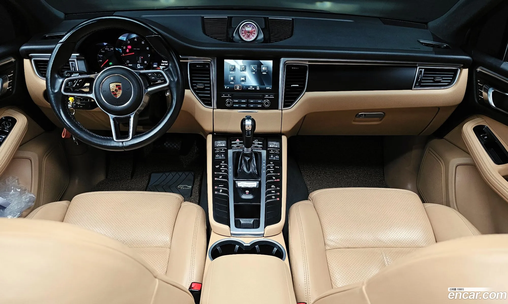 Porsche Macan 2017 — 17