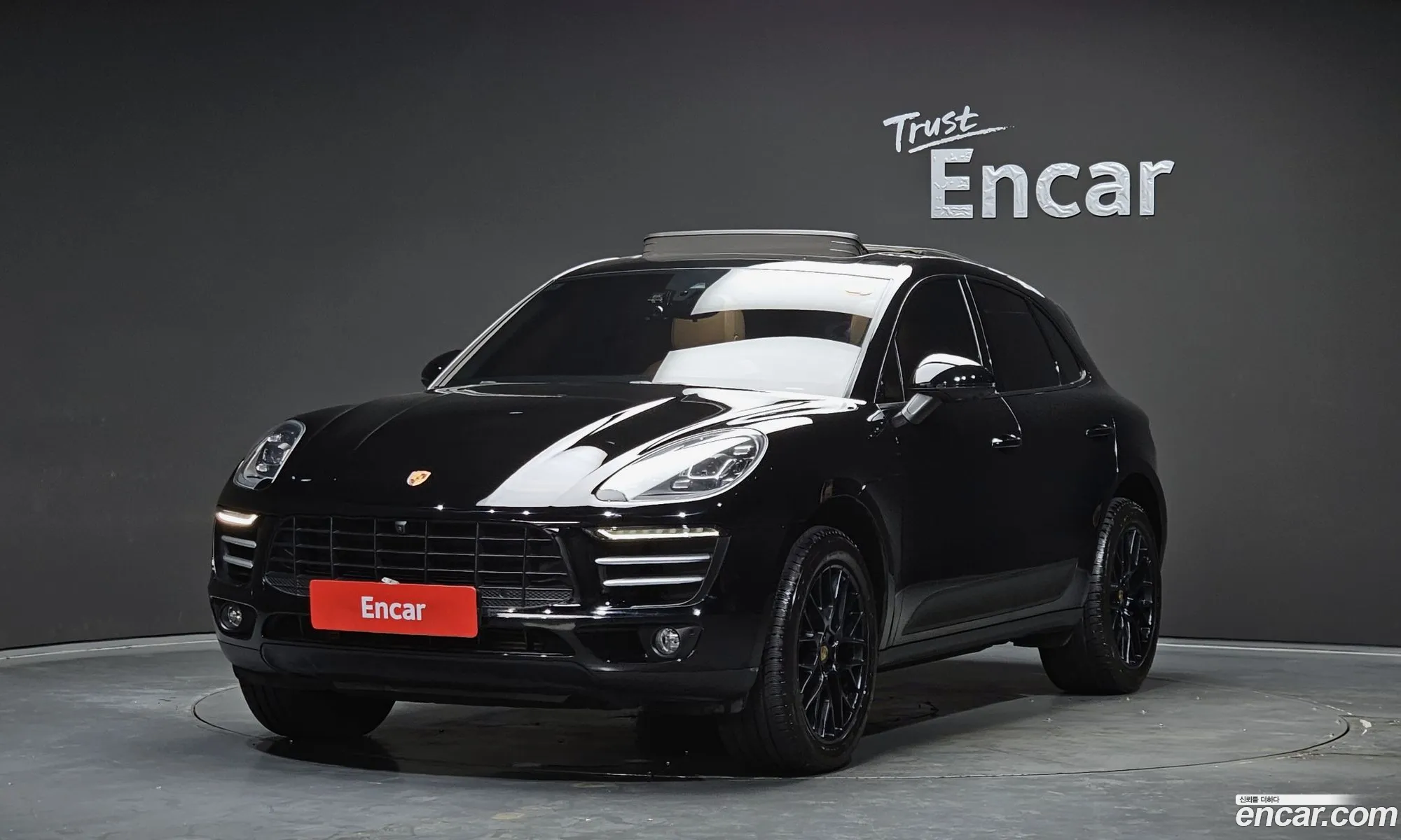 Porsche Macan 2017 — 2