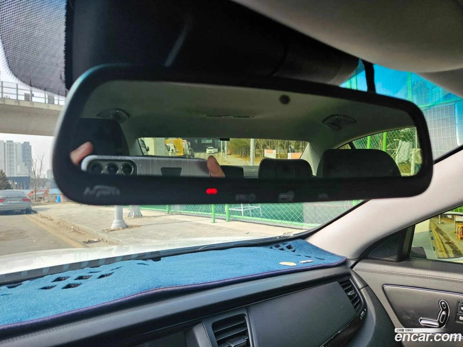 Kia K9 2012 — 17