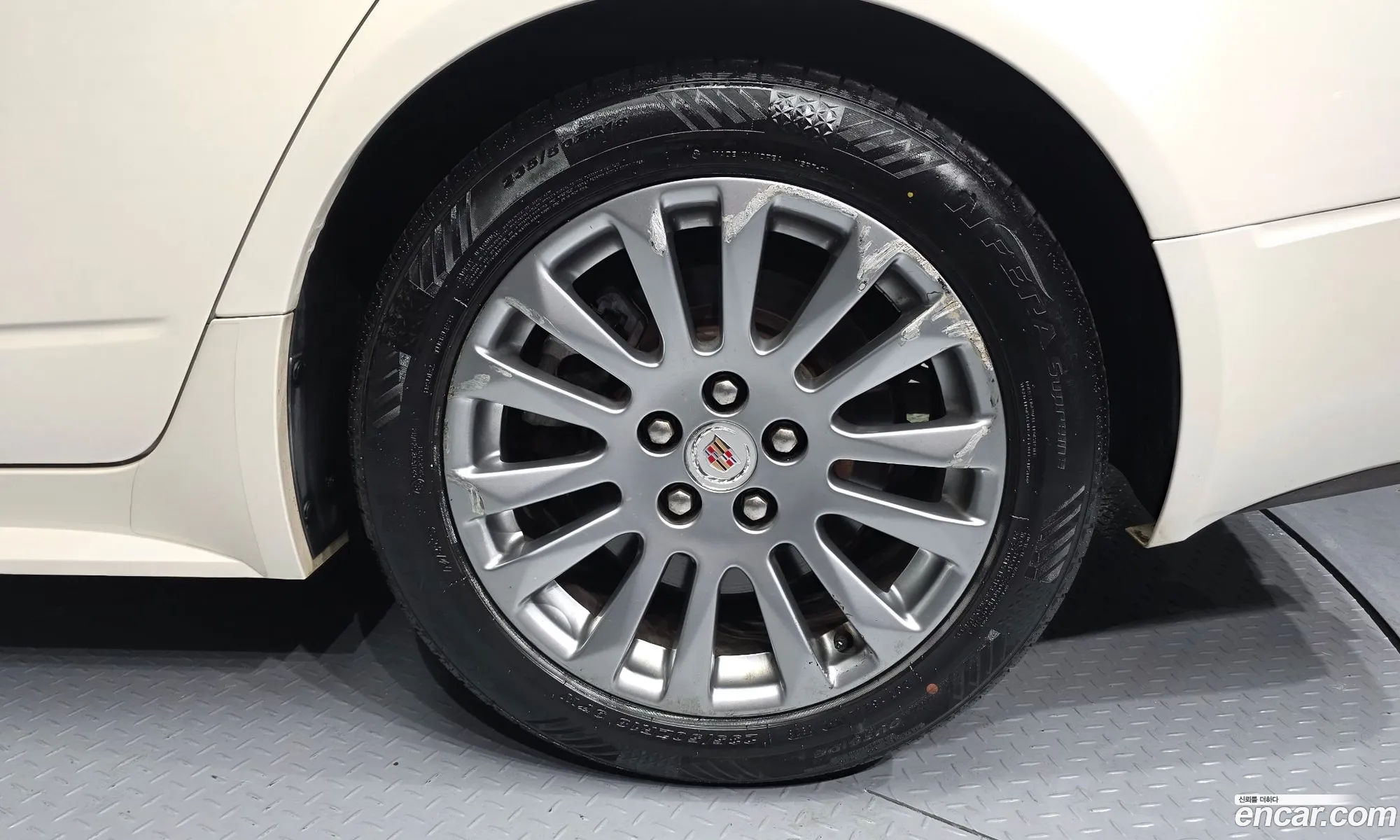 Cadillac CTS 2012 1G6D95E52C0128000 — 13