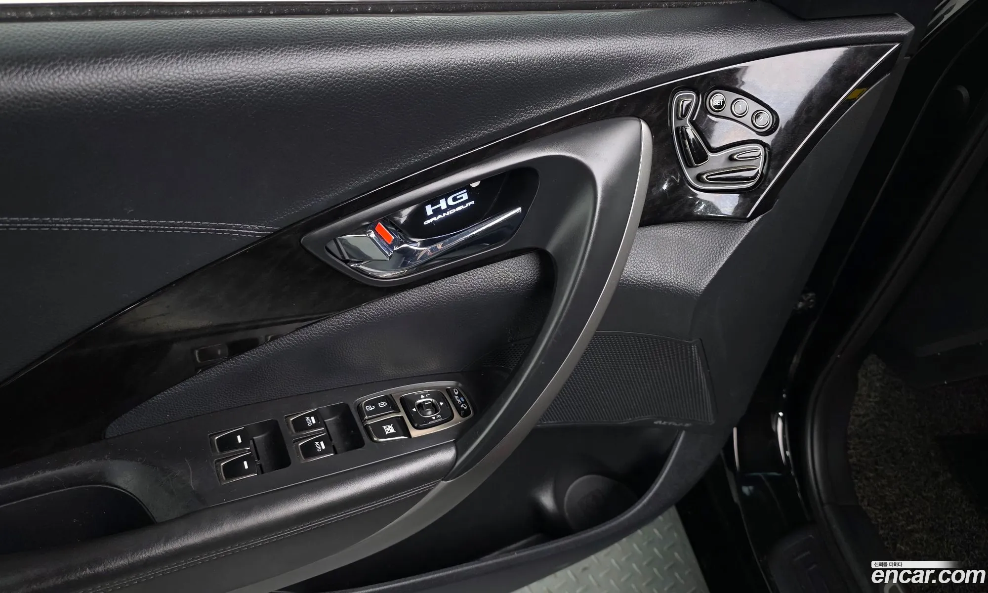 Hyundai Grandeur HG 2014 — 18