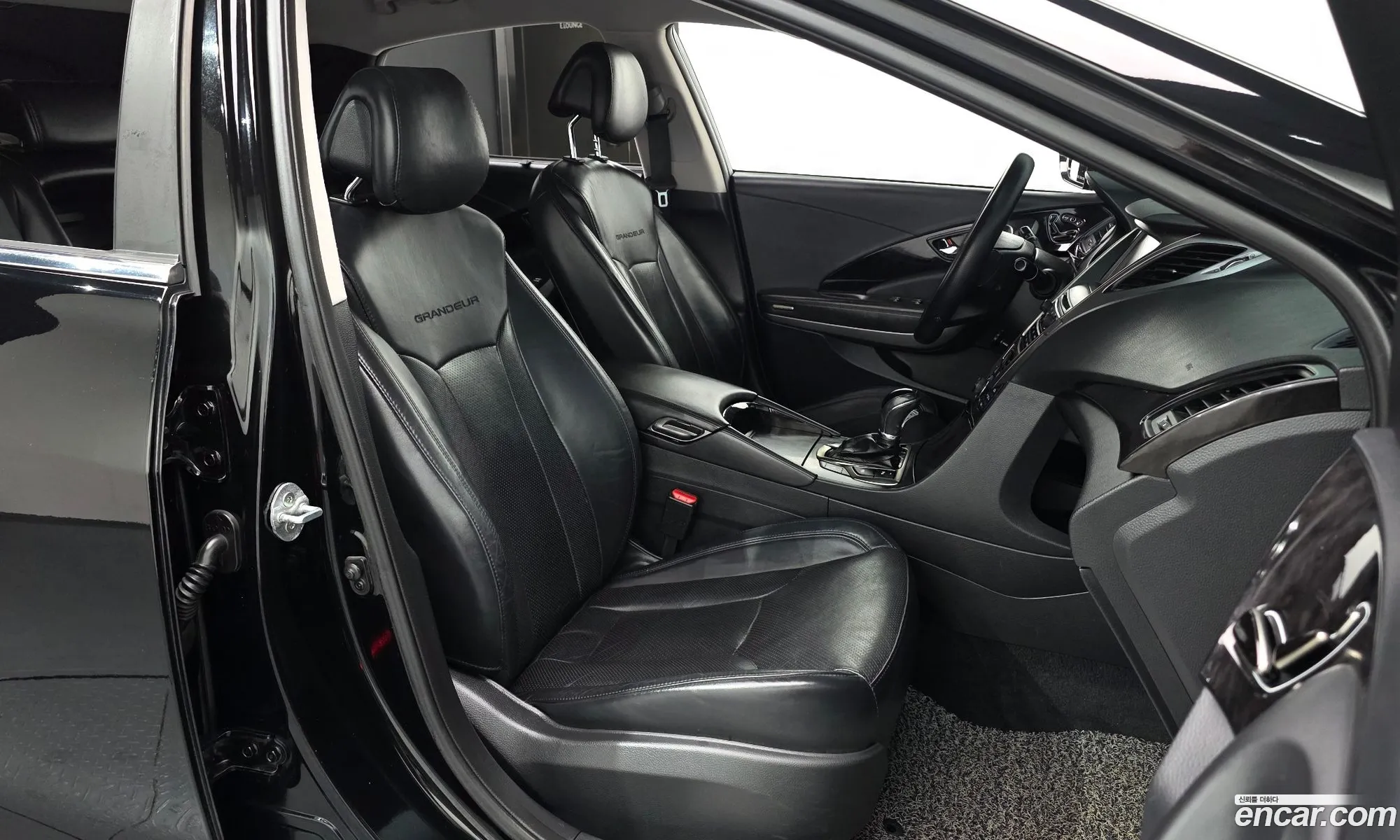 Hyundai Grandeur HG 2014 — 15