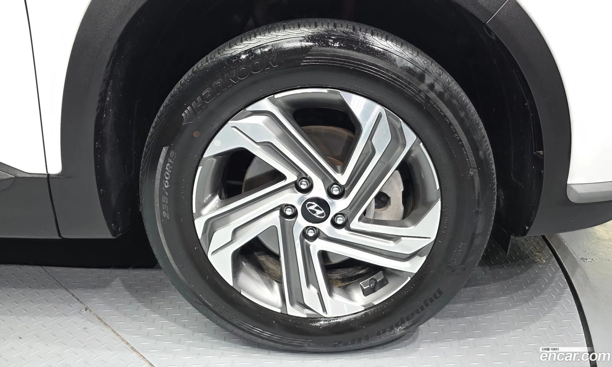 Hyundai Santa Fe 2023 — 18