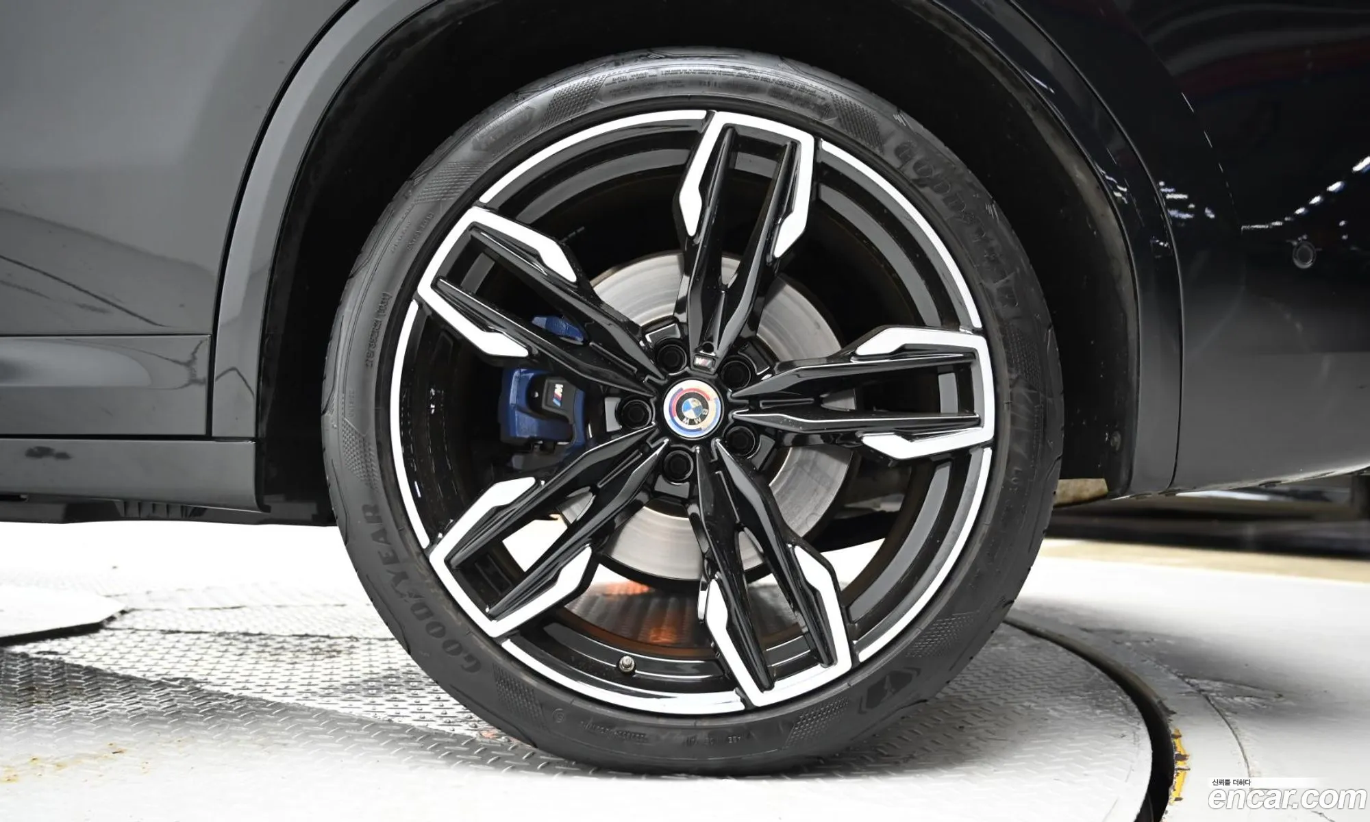 BMW X3 2023 WBA81DP01P9R49265 — 10