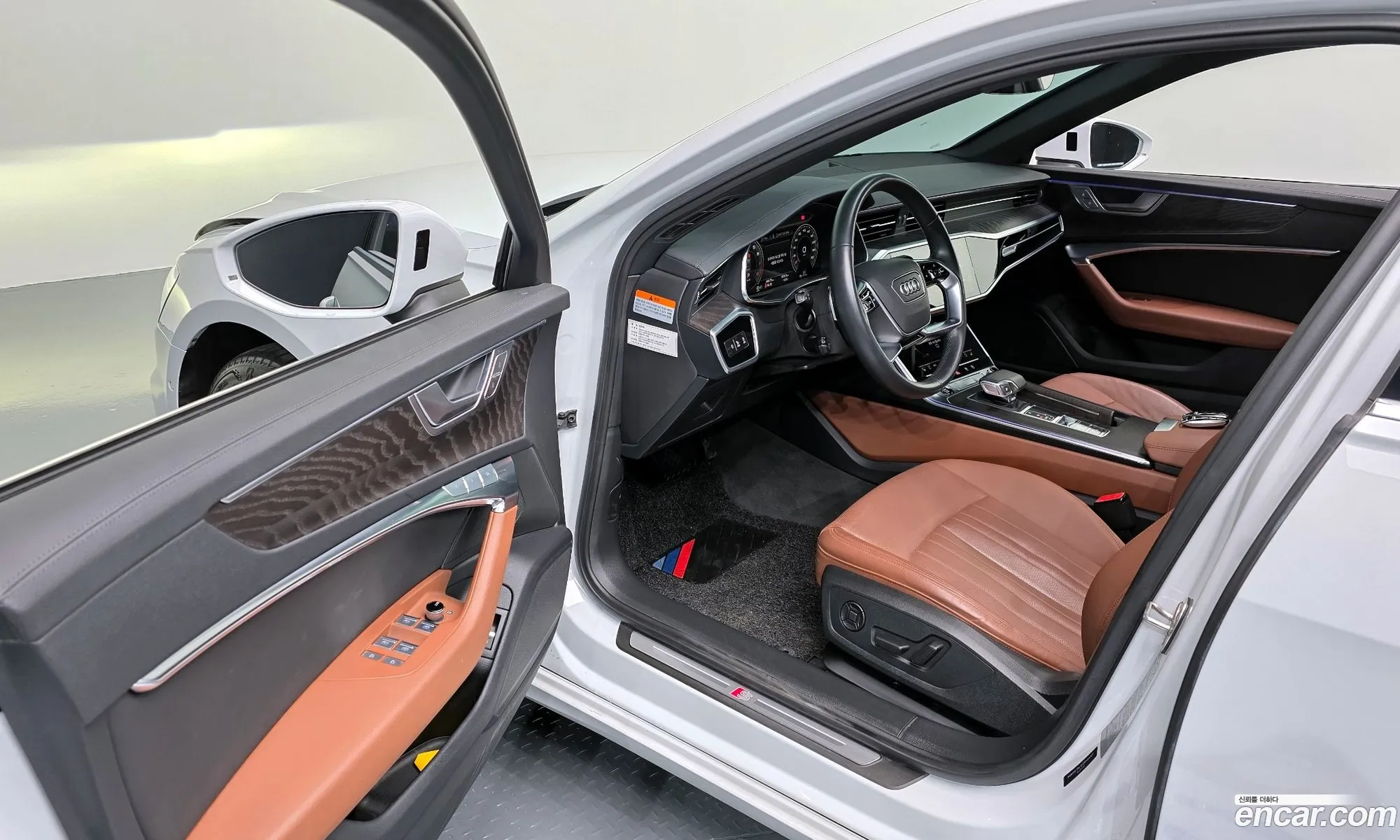 Audi A6 2022 — 12