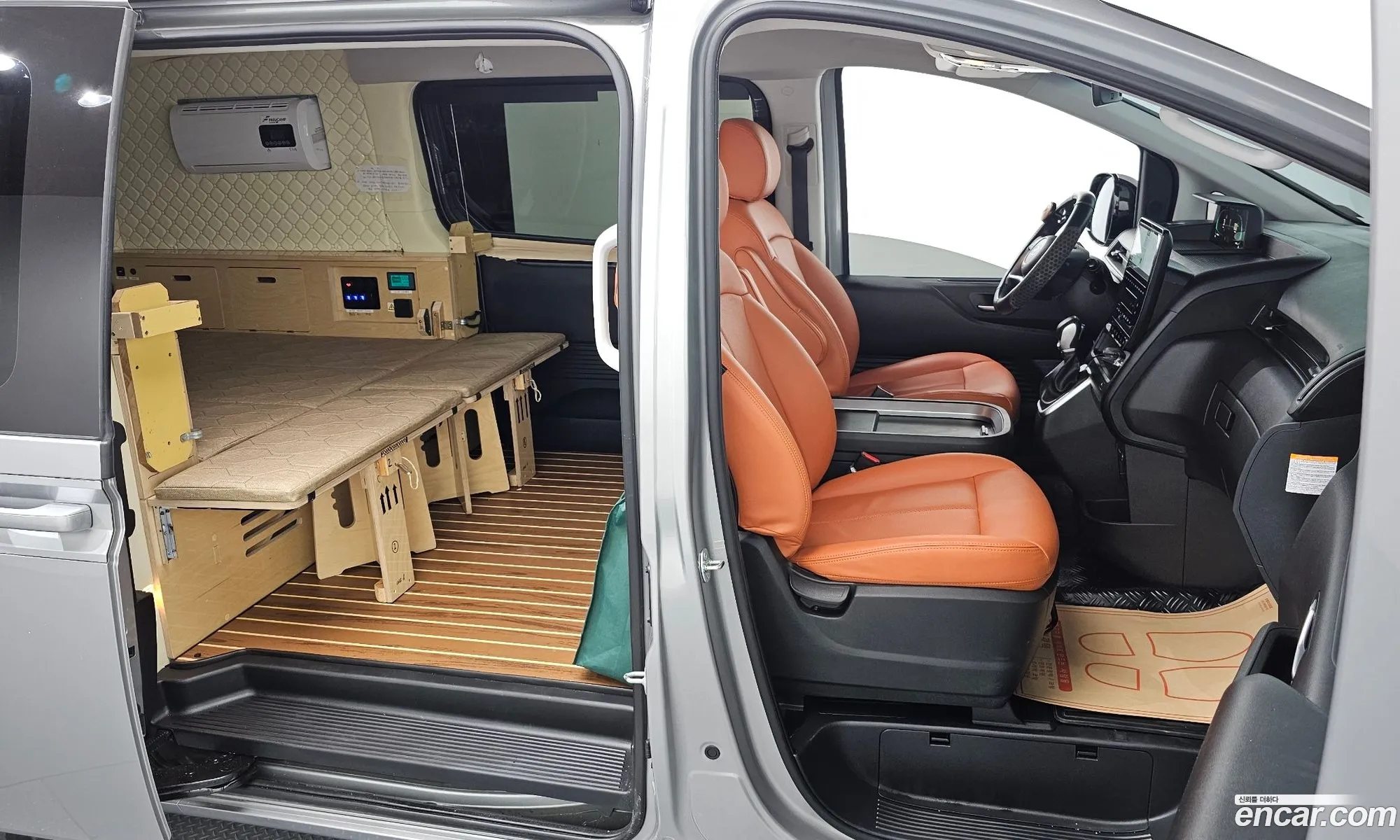 Hyundai Staria 2024 — 14