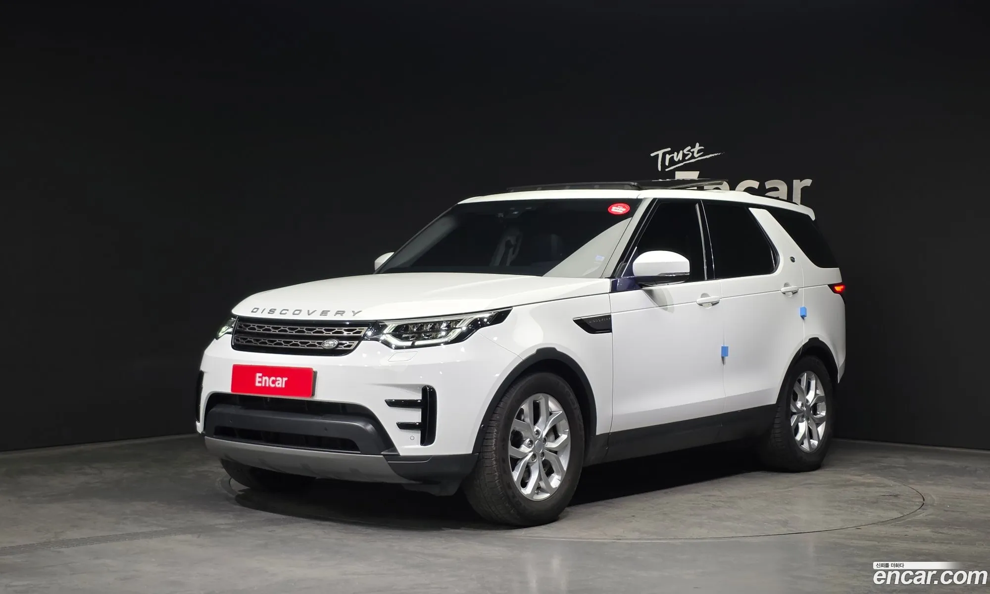 Land Rover Discovery 5 2019 — 13