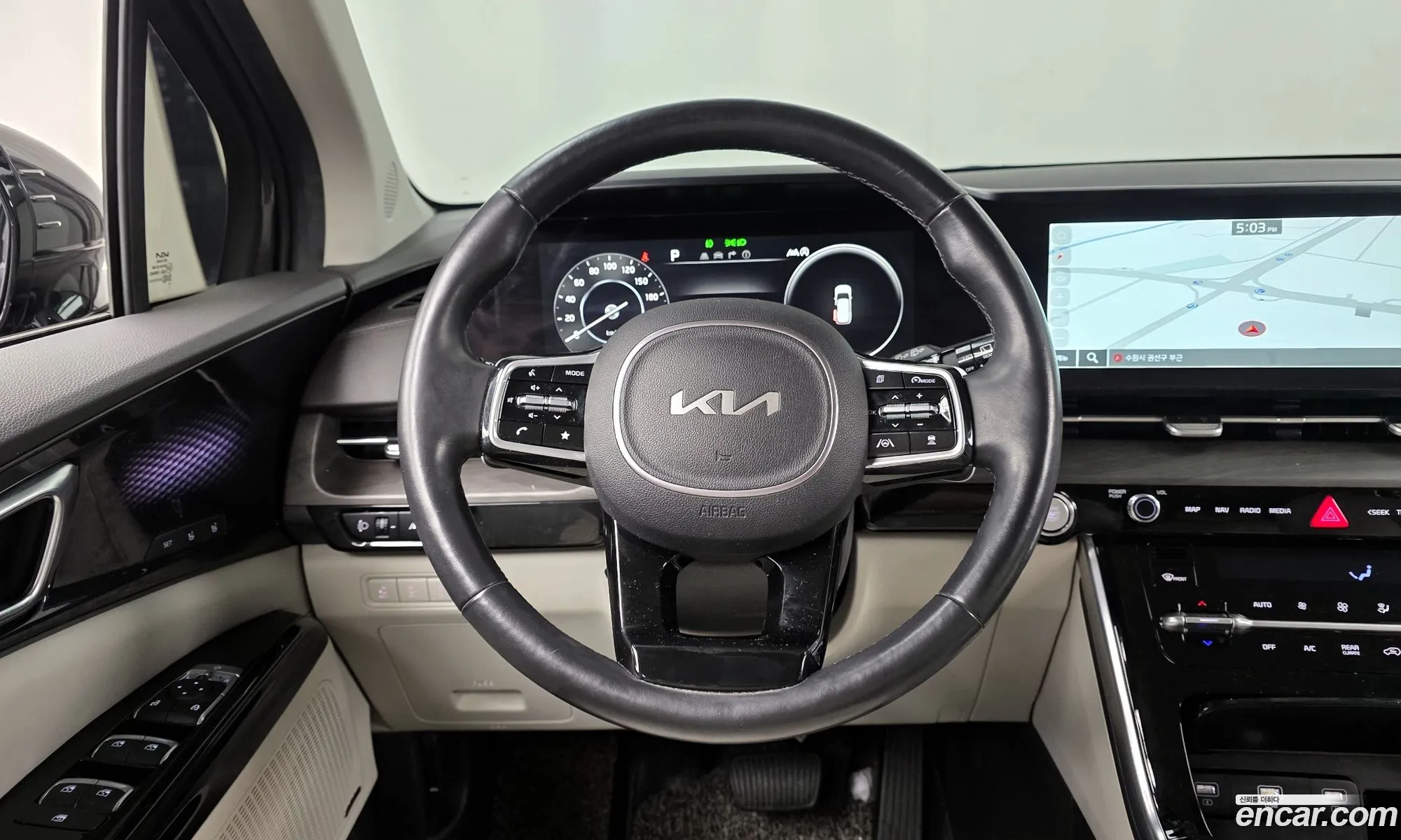 Kia Carnival 2021 — 10
