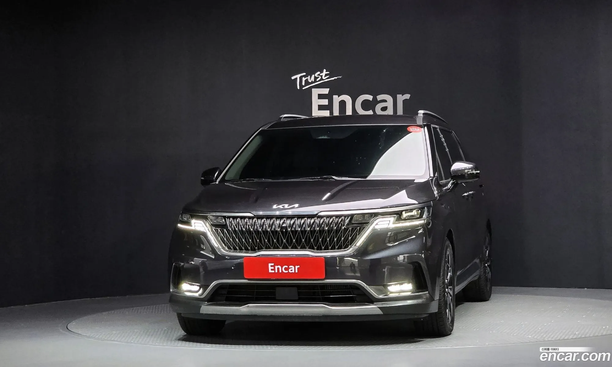 Kia Carnival 2021 — 14