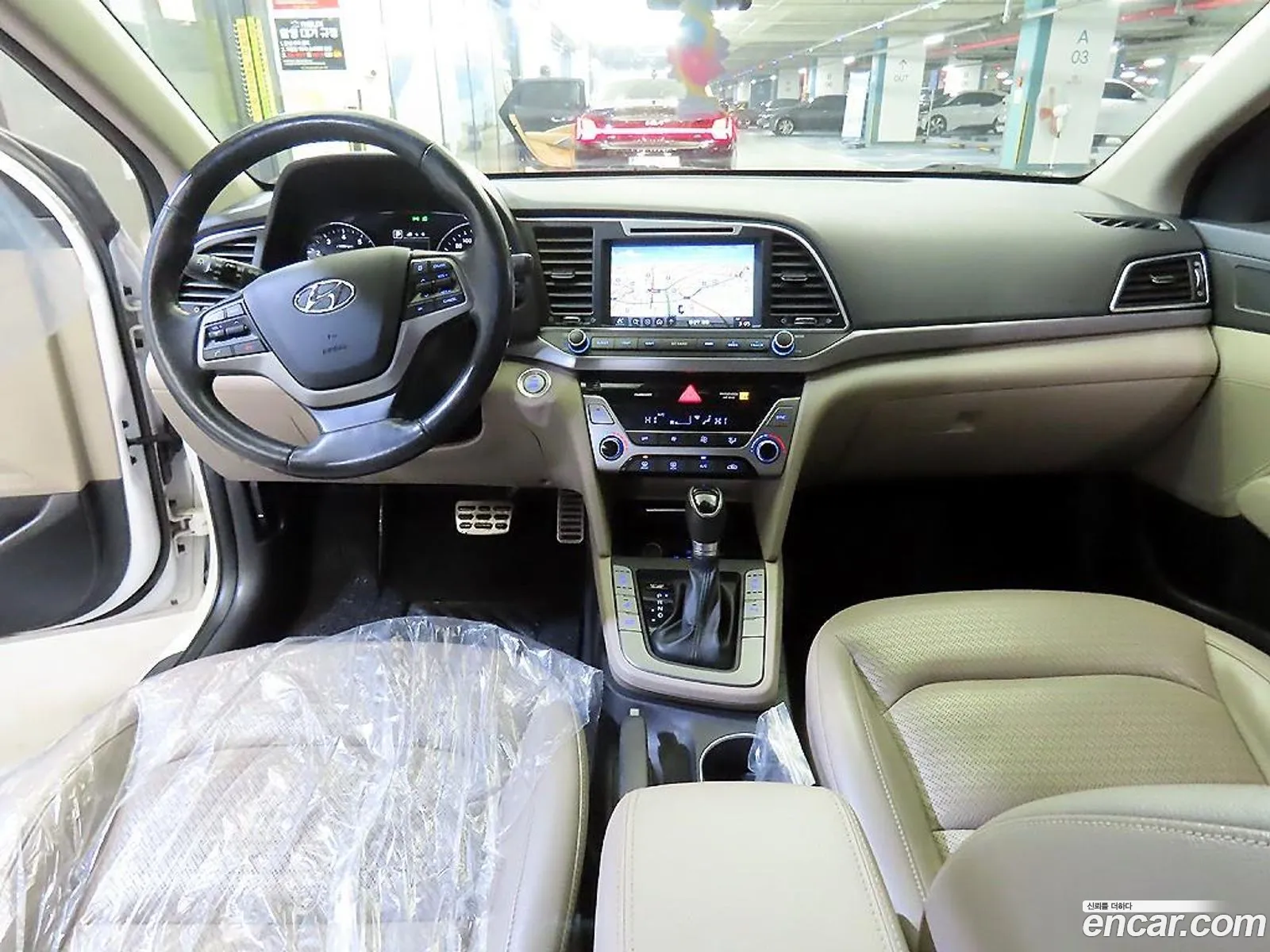 Hyundai Elantra AD 2016 — 13