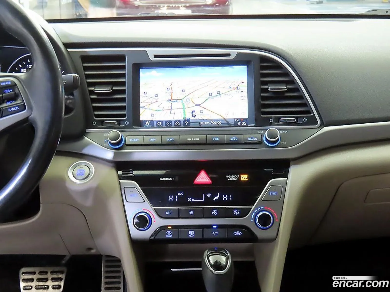 Hyundai Elantra AD 2016 — 14