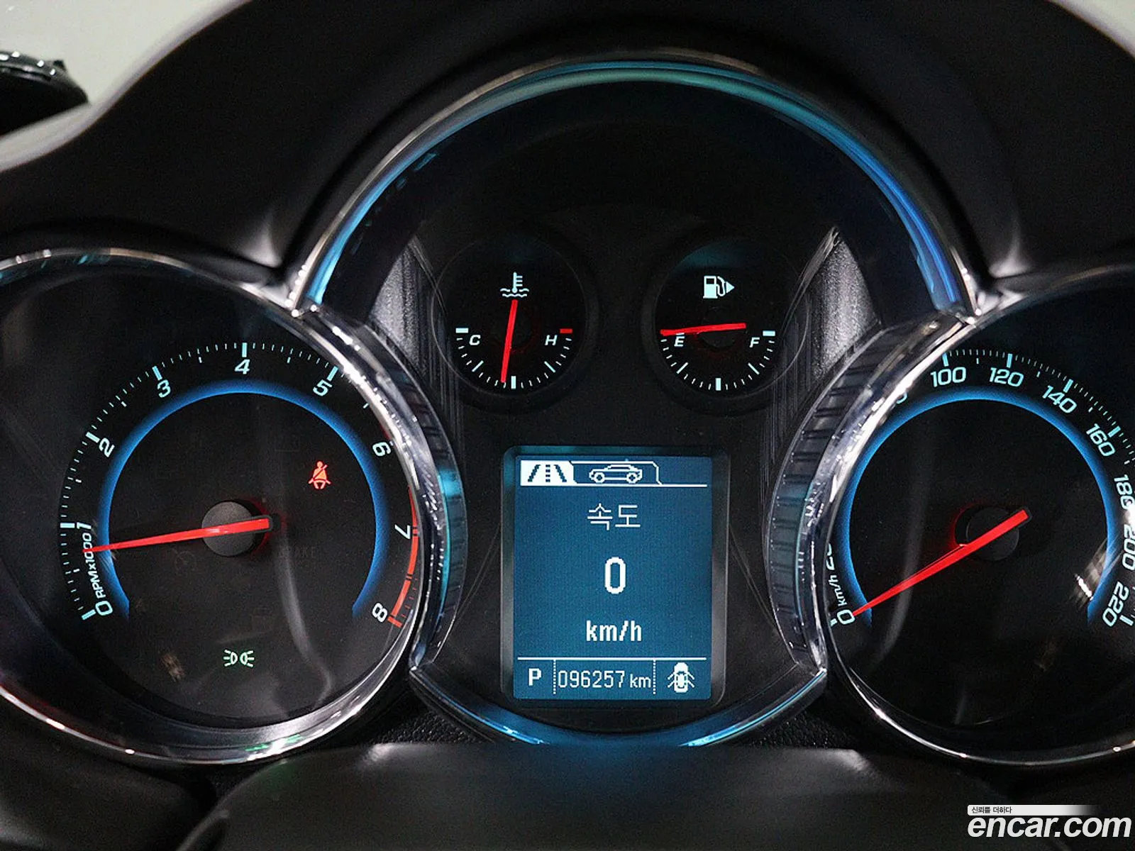 Chevrolet (GM Daewoo) Amazing New Cruze 2015 — 17