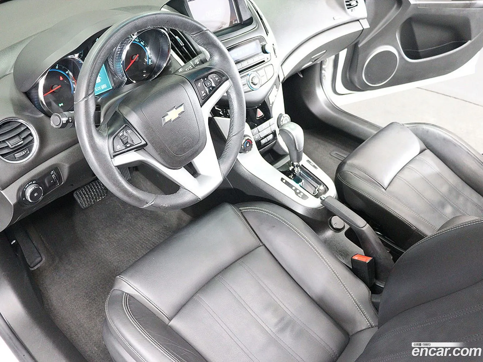 Chevrolet (GM Daewoo) Amazing New Cruze 2015 — 16